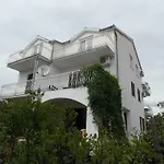 Ivana Apartman